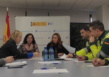 La delegación del Gobierno regional y la DGT presentan una campaña para luchar contra el alcohol y las drogas en un puente que prevé 1,4 millones de desplazamientos por carretera