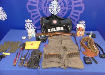 La Policía Nacional detiene a un joven de 34 años por robo en un vehículo