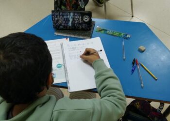 La Fundación Iberdrola dona 30.000 euros a Cáritas para el Proyecto Ícaro de promoción educativa de un centenar de niños