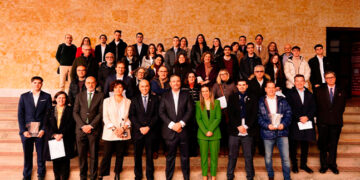 La Facultad de Economía y Empresa celebra los premios del curso 2021-2022