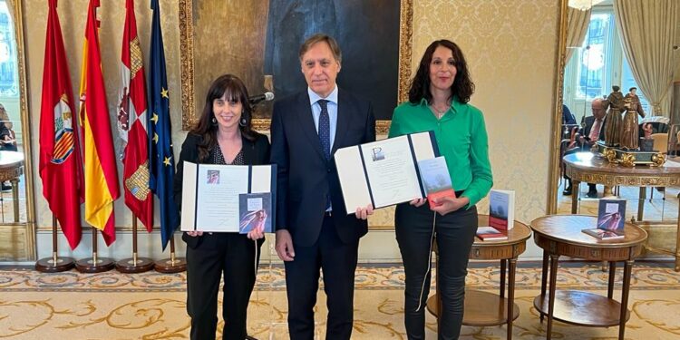 Emilce Mariel y María Eugenia Martínez rebicen los Premios Ciudad de Salamanca de Poesía y Novela