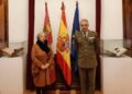 La subdelegada del Gobierno recibe al coronel Javier García López en su despedida como jefe del Regimiento de Especialidades de Ingenieros (REI) 11