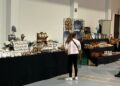 El mercado de piezas artesanales en barro inaugura las actividades navideñas en Villares