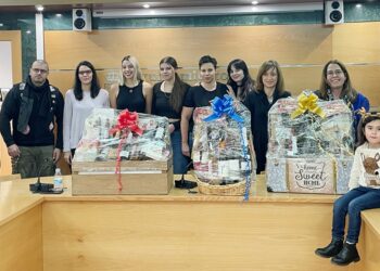 Los concursos de decoración navideña de escaparates y de balcones, jardines y fachadas ya tienen ganadores