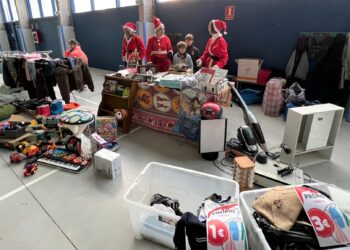 Animado ‘mercadillo de garaje’, oportunidad para reutilizar y dar una segunda vida a lo que no se usa