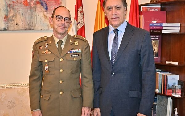 Recepción y bienvenida a Luis Fernando Núñez, nuevo jefe del Regimiento de Especialidades de Ingenieros