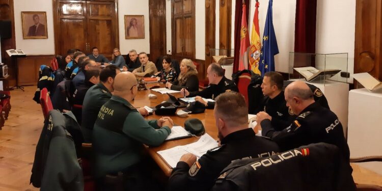 La Junta Local de Seguridad establece las medidas para garantizar el control en la celebración del Fin de Año Universitario el jueves 15