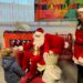 Papá Noel adelanta su visita a los niños del AMPA de Villares