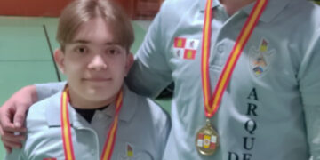 Óscar Pérez y Hugo Marcos, del Club Arqueros Villamayor, logran el oro y la plata en campeonato de Castilla y León