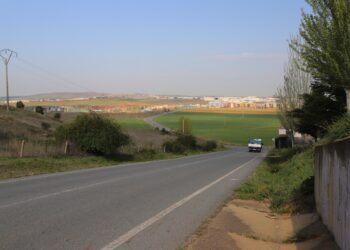 La conexión peatonal entre el casco urbano y las urbanizaciones de Carbajosa estará antes de verano