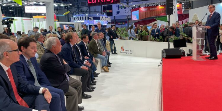 Salamanca aprovecha el escaparate de FITUR para promocionar la Semana Santa en el XX aniversario de su declaraci´´on como Fiesta de Interés Turístico