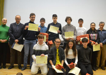 Reconocimiento a los diez mejores estudiantes de matemáticas