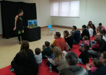 La Biblioteca Municipal ‘Berta Pallares’ inicia las sesiones mensuales de cuentacuentos y bebecuentos el 10 de febrero