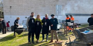 Doñinos mantiene viva la tradición y ensalza los productos del cerdo en la XV Matanza Típica