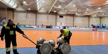 Villares renueva las 68 luminarias de las instalaciones deportivas municipales por luces led