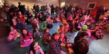 Tarde de talleres, chocolatada y fiesta de disfraces para cerrar el Carnaval