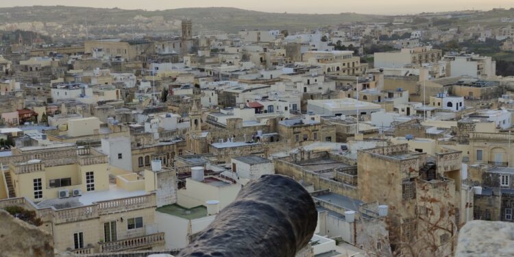 Salamanca dispondrá de 3.922 plazas de las 27.604 que oferta el programa ‘Viajes del Club de los 60’ de la Junta