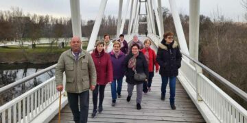 Paseos saludables por la Isla del Soto para mantener la actividad de los mayores