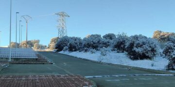 La inversión de 212.821 euros permitirá renovar el asfaltado y las aceras de varias calles del municipio