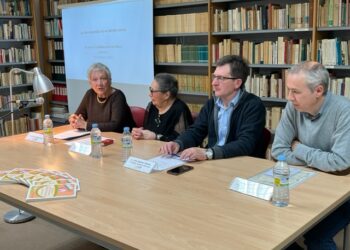 Berta Pallares y Ana Mª Paz Battaner ensalzan las historias que encierran los libros en el XX Aniversario de la Biblioteca Municipal