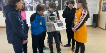 ‘Perdidos en el tiempo’, el escape room literario que ‘engancha’ a más de un centenar de escolares