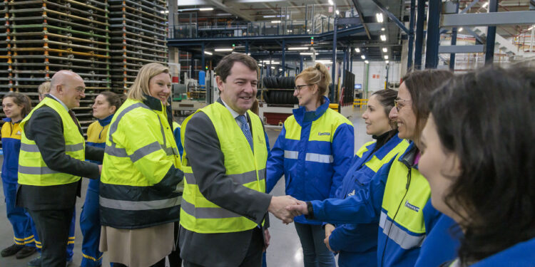 La Junta anuncia un incentivo para la promoción laboral de las mujeres