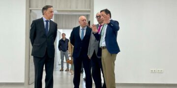 El Ayuntamiento de Salamanca y el Air Institute firman un convenio para la gestión del Centro de Internet e Inteligencia Artificial