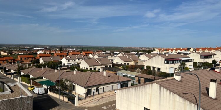 El Edificio Multiusos de Carrascal abrirá antes de finales de año para fomentar la participación vecinal