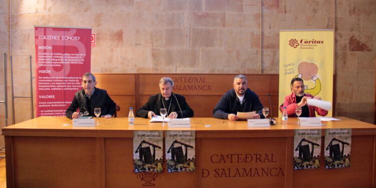 Personas en situación de exclusión muestran su día a día en la expo ‘Museo sin Hogar; Esperanza sin cobertura’