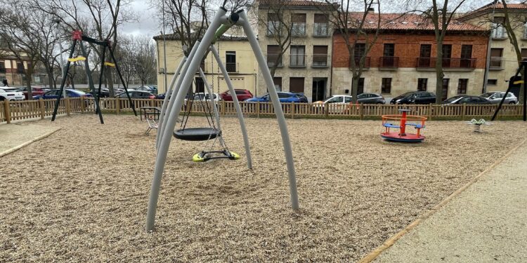 El Ayuntamiento destinará más de 630.000 euros a la renovación de los jardines de la ciudad