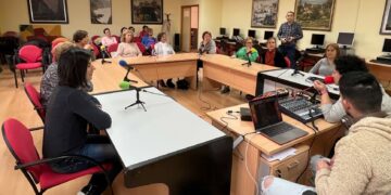 El café radiofónico, nuevo espacio de encuentro para las mujeres de Cabrerizos donde expresarse con libertad