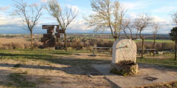 Cabrerizos acoge una jornada de voluntariado medioambiental para limpiar la zona de la Cornisa y la ribera del río