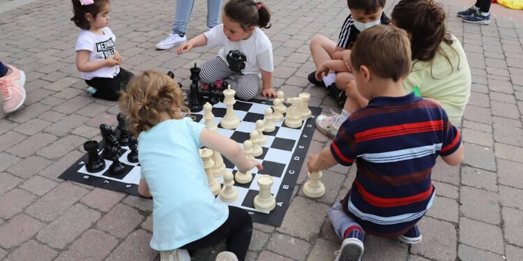 Teatro, juegos por la igualdad, exposiciones y lectura del manifiesto centran la celebración del Día de la Mujer en Carbajosa