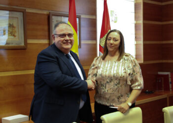 La Junta y el Sindicato de Enfermería acuerdan las líneas básicas de las mejoras laborales de 11.500 profesionales