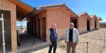 Los nuevos adjudicatarios disfrutarán de los 26 nuevos huertos ecológicos de Villares desde finales de abril