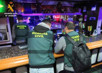 La Guardia Civil libera en Fuentes de Oñoro a nueve mujeres víctimas de explotación sexual y detiene a un varón por trata de personas