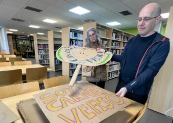 Una original manifestación recorrerá las calles de Villamayor para reivindicar la importancia de la poesía