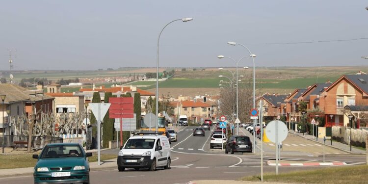 Villamayor iniciará la instalación de sistemas de vigilancia con la primera cámara en la rotonda de acceso al municipio en la SA-300