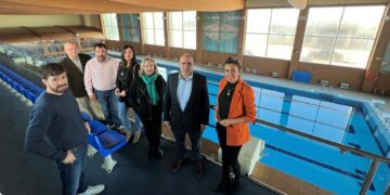 Más de doscientos usuarios en el primer día de inscripción para la reapertura de la piscina climatizada y gimnasio de Villares
