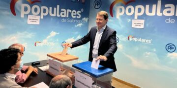 Día decisivo para el PP de Salamanca: Puja entre Carlos García Carbayo y Chabela de la Torre
