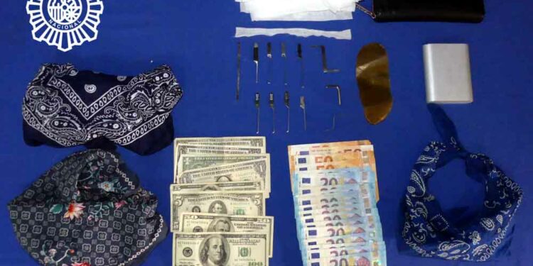 Detenidos cuatro varones de nacionalidad georgiana como presuntos autores de robos en domicilios