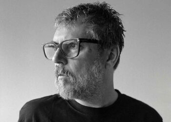 Iván Ferreiro presentará en el CAEM su nuevo trabajo, ‘Trinchera Pop’