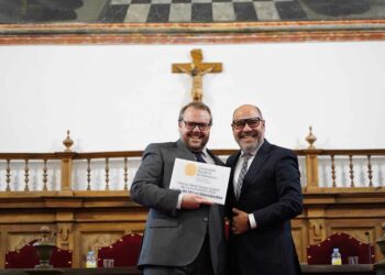 El fotoperiodista Luis de Vega recibe el premio María Teresa Aubach de Comunicación 2023