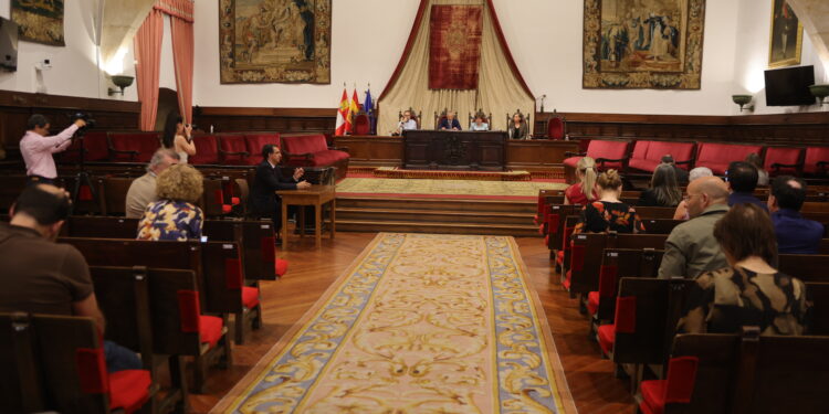 Margaret Mary Murnane, Antonio Colinas y Shinya Yamanaka, nuevos ‘honoris causa’ de la USAL