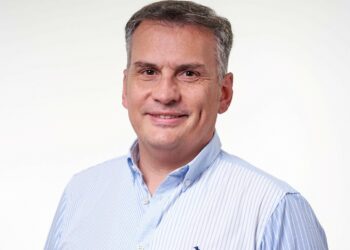 Óscar Casas encabeza la candidatura socialista de Villamayor para recuperar la Alcaldía