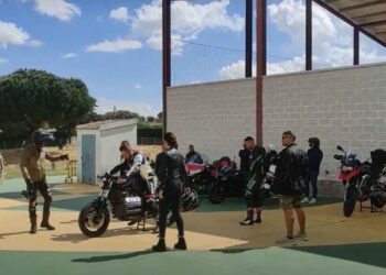 Carrascal de Barregas repite ruta motera, parrillada y actividades infantiles