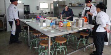 Vuelve el intercambio gastronómico y formativo de la Escuela de Hostelería de Santa Marta con Aveiro