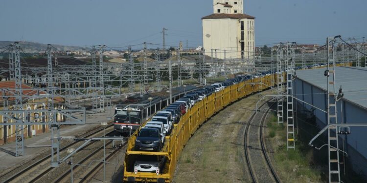 Renfe permite retirar los abonos gratuitos del segundo cuatrimestre