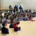 Los escolares de Villares conocen la biblioteca y disfrutan de una jornada cultural en torno a los libros