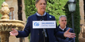 La modernización de los barrios, una prioridad para García Carbayo